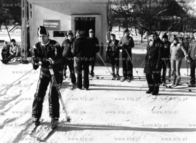 Wyciag narciarski w Wiezycy na Kaszubach. 02.1976
odb_06_06_13
Fot....