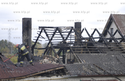 Pozar domu przy Trakcie Sw. Wojciecha w Gdansku. 
W...