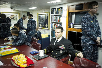 Zatoka Gdanska. Okret Marynarki Wojennej USA, USS RAMAGE...