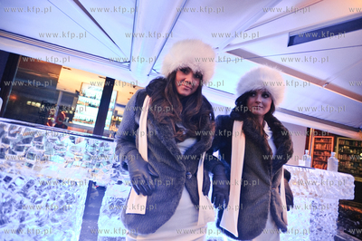 Otwarcie Ice Baru w Cafe Ferber przy ulicy Bohaterow...