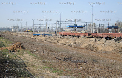 Trwa modernizacja linii kolejowej E 65/C-E 65 Warszawa...