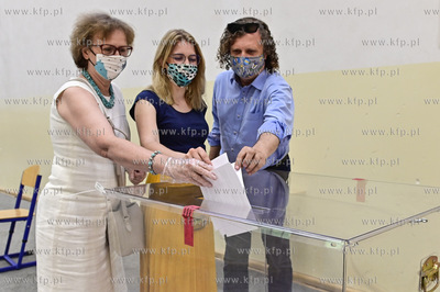 Zespol Szkol Handlowych w Sopocie, ul. Wejherowska....