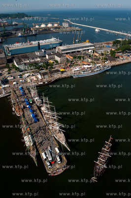Tall Ships' Races 2009 w Gdyni z lotu ptaka. Zlot Wielkich...