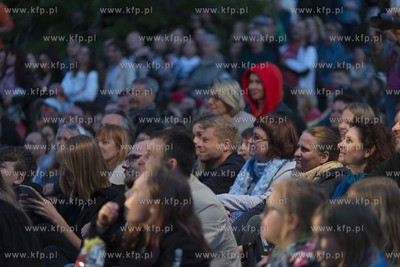 Gdańsk. Festiwal teatrów Ulicznych FETA. Mr Pejo's...