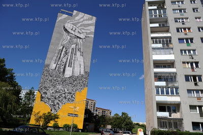 Pomalowane bloki na gdanskim osiedlu Zaspa.
15.06.2009
fot....