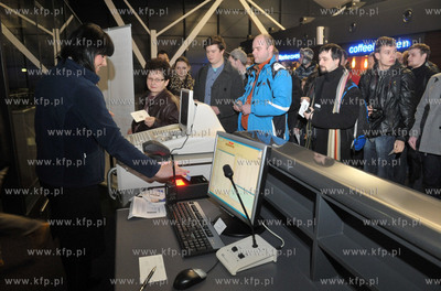 Pierwszy dzien funkcjonowania nowego terminalu T2 gdańskiego...