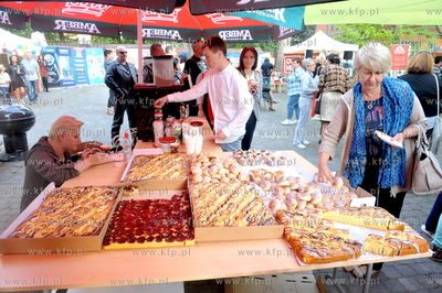 Festyn charytatywny Zeszyt dla Ucznia odbyl sie tym...