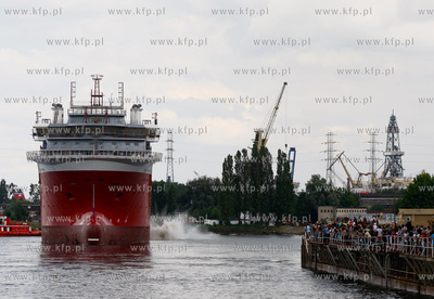 Stocznia Gdansk. Wodowanie specjalistycznego statku...