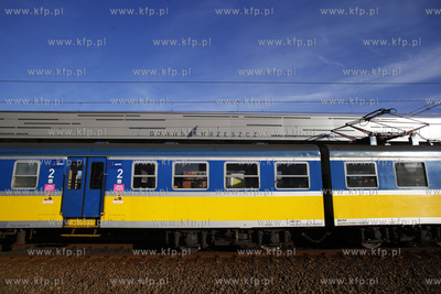 Peron kolejki SKM Gdansk Wrzeszcz.
29.11.2013
fot....