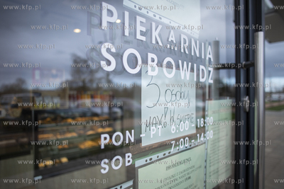 Gdańsk Letnica. Do piekarni Sobowidz mogą wejsć...