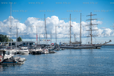 Żaglowiec STS "Pogoria" powrócił do Gdyni po zakończeniu...