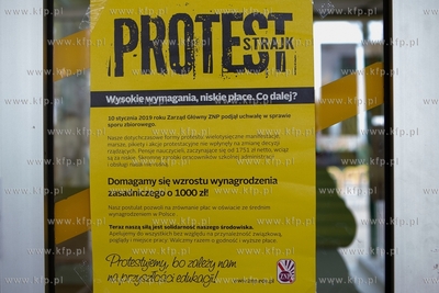 Gdańsk. Strajk nauczycieli w Szkole Podstawowej nr...