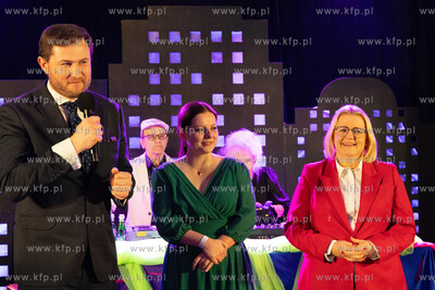 Port Lotniczy Gdańsk im. Lecha Wałęsy. Bal seniora...