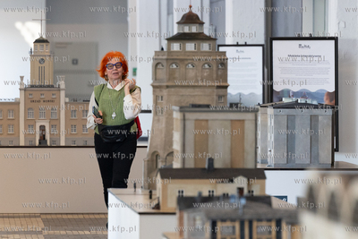 Muzeum Emigracji w Gdyni. Wystawa czasowa "Gdynia,...