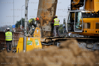 Gdansk. Budowa Trasy Sucharskiego - zadanie II od wezla...