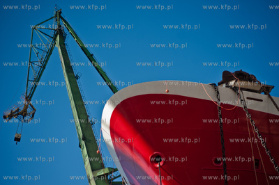 Stocznia Gdansk. Pochylnia B1. Wodowanie promu pasazersko-samochodowego...