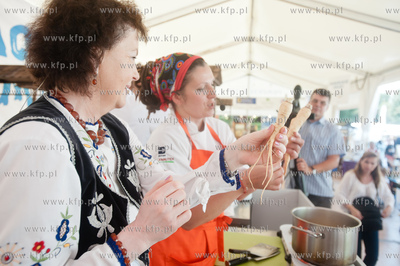Gdansk. Impreza promujaca regionalne wyroby kulinarne...