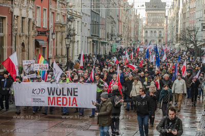 Gdansk. Manifestacja w obronie Wolnych Mediow zorganizowana...