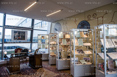 Uniwersytet Gdanski. Wydzial Biologii. Wystawa pt....