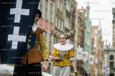 Gdansk. Swieto Miasta.  Parada Gdansczan - Wiwat Gdansk....