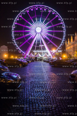 Gdańsk. Targ Węglowy. Zakręcone Walentynki z Kołem...