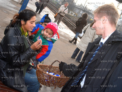Z okazji Dnia Kolejarza pracownicy trojmiejskiej SKM...