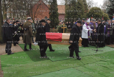 18.02.2008 POLCZYN ZDROJ (Zachodniopomorskie) Pogrzeb...