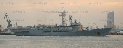 Port Wojenny w Gdyni. Powitanie fregaty rakietowej...