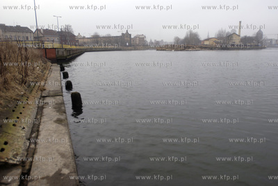 Wyspa Olowianka widziana z Ul.Sienna Grobla 06.02.2009...