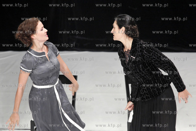 Gdansk. Teatr Wybrzeze. Prapremiera powiesci Marius...