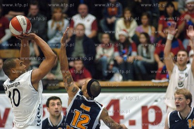 Slupsk, koszykowka Energa Czarni Slupsk vs Asseco Prokom...