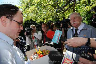 Gdansk. Dom Prezydenta Lecha Walesy. Akcja Mlodych...