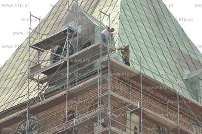 Koszalin. Proba samobojcza, mezczyzna wszedl na wieze...