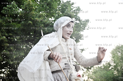 FETA XIV Miedzynarodowy Festiwal Teatrow Plenerowych...