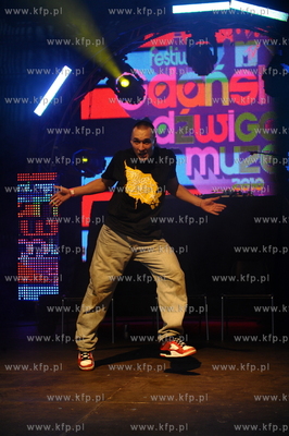 Gdansk. Plac Zebran Ludowych. Festiwal MTV Gdansk Dzwiga...