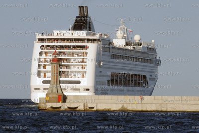 Do gdynskiego portu zawinal MSC LIRYCA - pierwszy w...