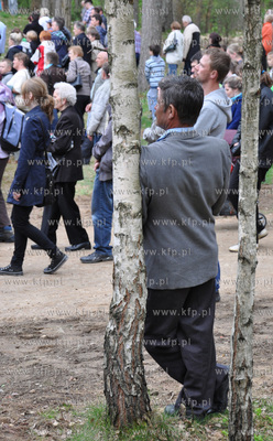 Tysiące pielgrzymów uczestniczyło w drodze krzyżowej...