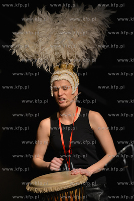 Proba przedtawienie This is not a love song, czyli...