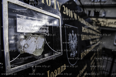 Koscierzyna - pamiatkowa tablica poswiecona ofiarom...