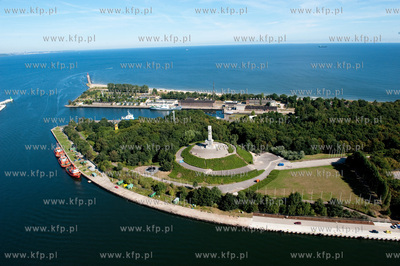 Westerplatte, oraz wejscie do Portu Gdansk, widziane...