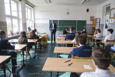 Puck, wieś kaszubska. Publiczne Gimnazjum im. Morskiego...