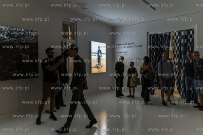 SPLOT Gallery, North Goes South - Waste We Didn’t...