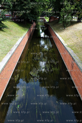 Gdansk, kanal Raduni w okolicy Targu Siennego, przy...