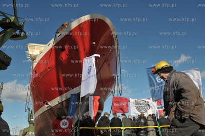 Stocznia Gdansk. Pochylnia B1. Wodowanie promu pasazersko-samochodowego...