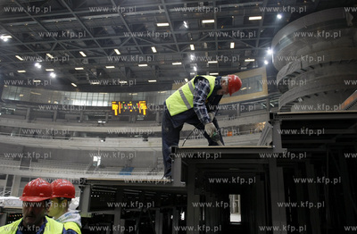 Budowa wielofunkcyjnej hali sportowo - widowiskowej...