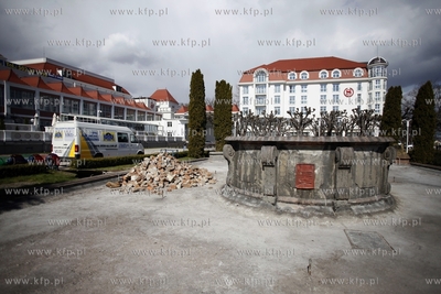 Sopot. Przygotowania do sezonu na molo. Nz rozpoczecie...