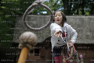 Swieto Plonow na sopockim Grodzisku. Na zdjeciach czesc...