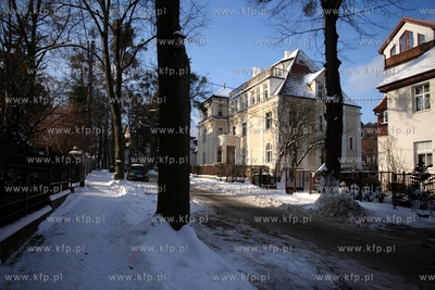Sopot. Kamienice przy ul. Wladyslawa Andersa.
14.01.2013
fot....