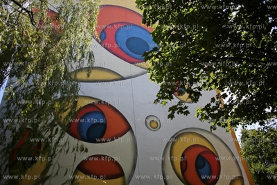 Spacer rowerowy po kolekcji murali na osiedlu Gdańsk...