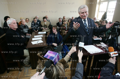 Gdansk. Sad okregowy. Proces o naruszenie dobr osobistych...